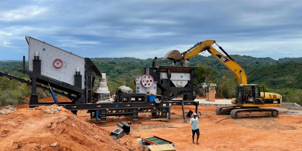 AIMIX mobile jaw crusher plant for mining project