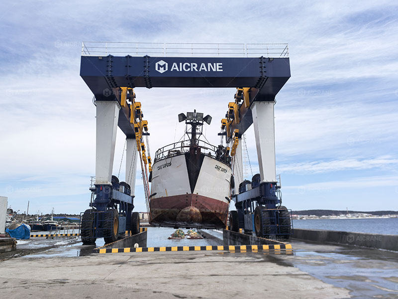 boat lift crane